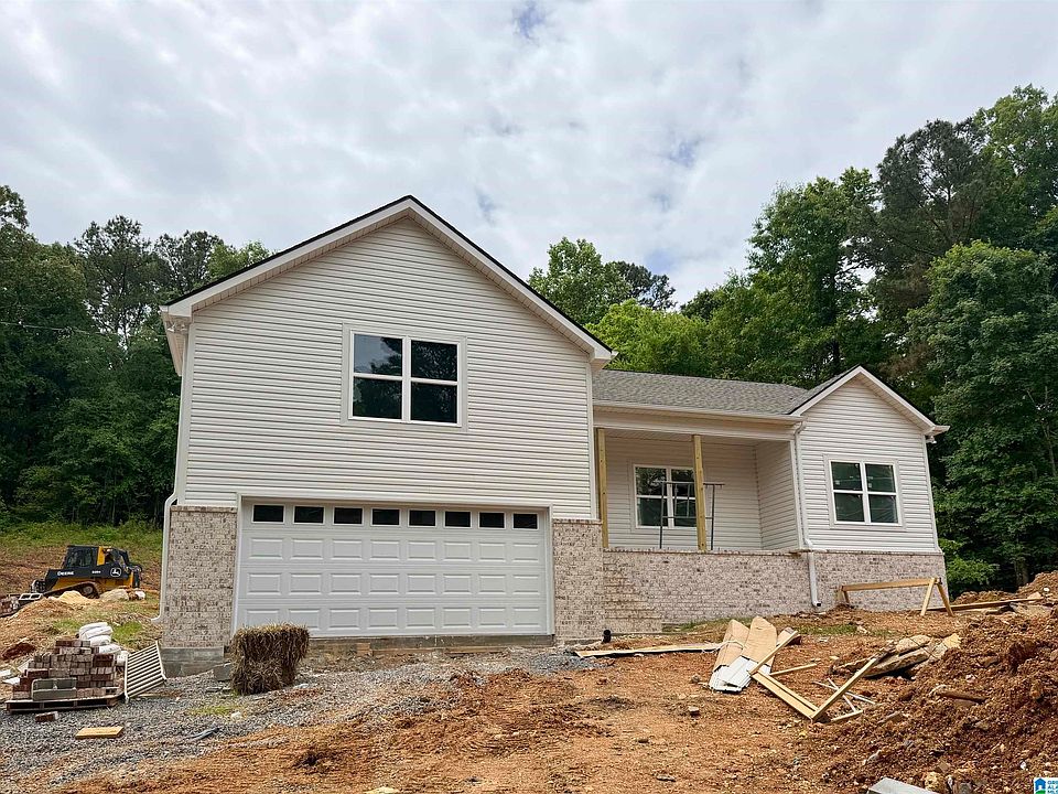 1st image of 367 Village Springs Rd