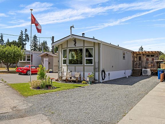 3rd image of 1572 Seabird Rd #2