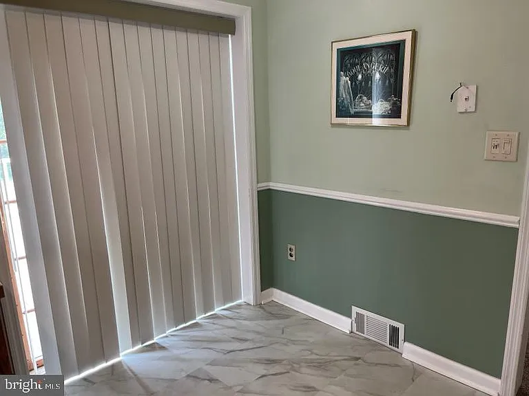 114 Lincoln Ave — Photo 6