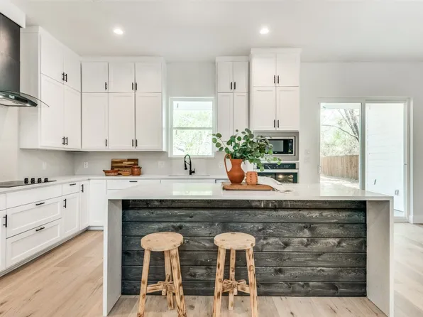 4136 Mart St, Dallas, TX 75212