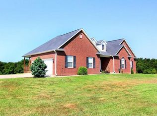 395 Duffers Fore Dr, Cape Girardeau, MO 63701