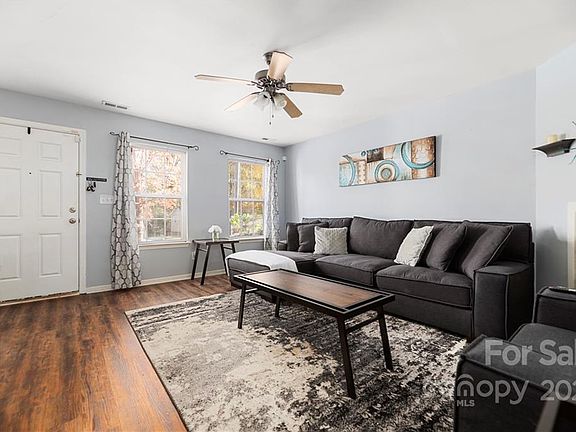 4th image of 7102 Dorn Cir