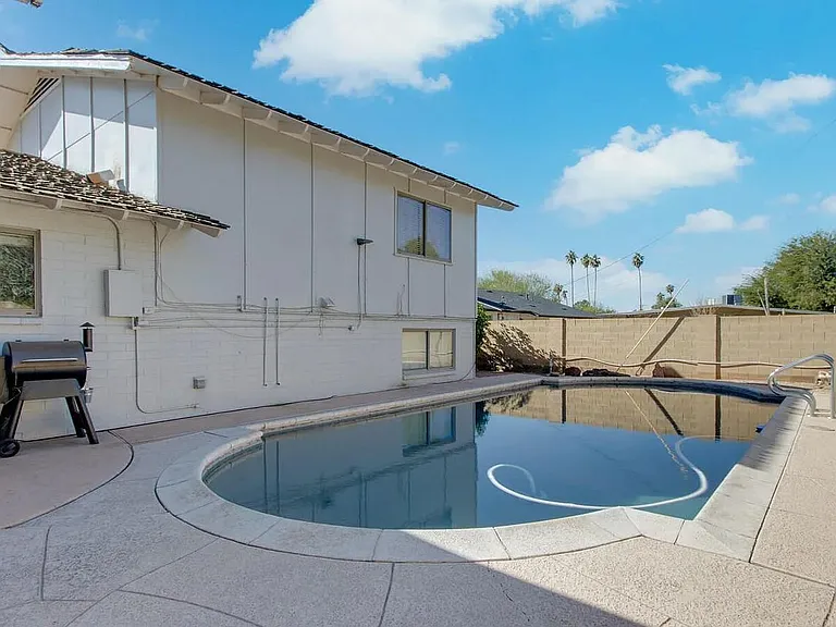 618 E Wesleyan Dr — Photo 27