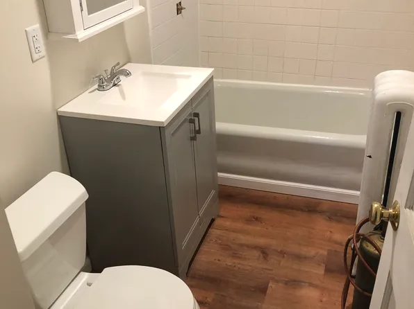 17 Oberlin St #1, Worcester, MA 01610