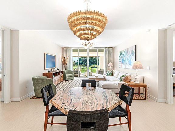 4th image of 220 SE Mizner Boulevard SE #220