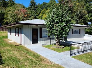 42 E Porter Rd, Asheville, NC 28803