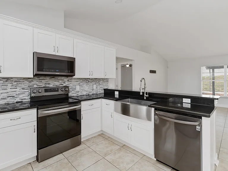 1350 Willow Wind Dr — Photo 7