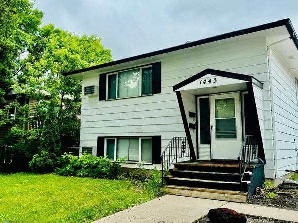 1445-16 1/2 St S, Fargo, ND 58103