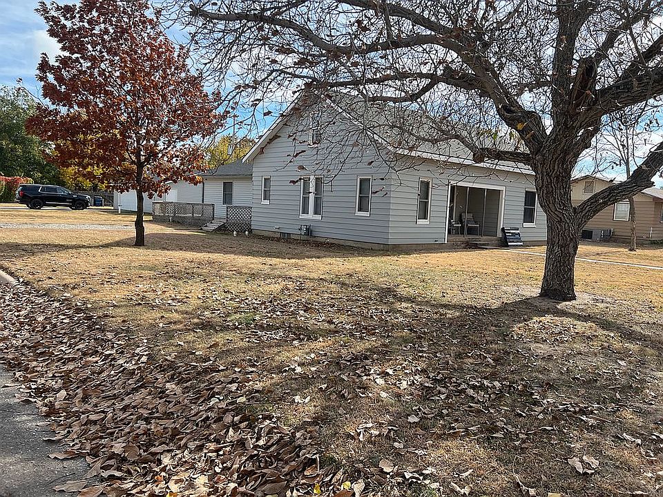 513 N West St, Saint John, KS 67576 Zillow