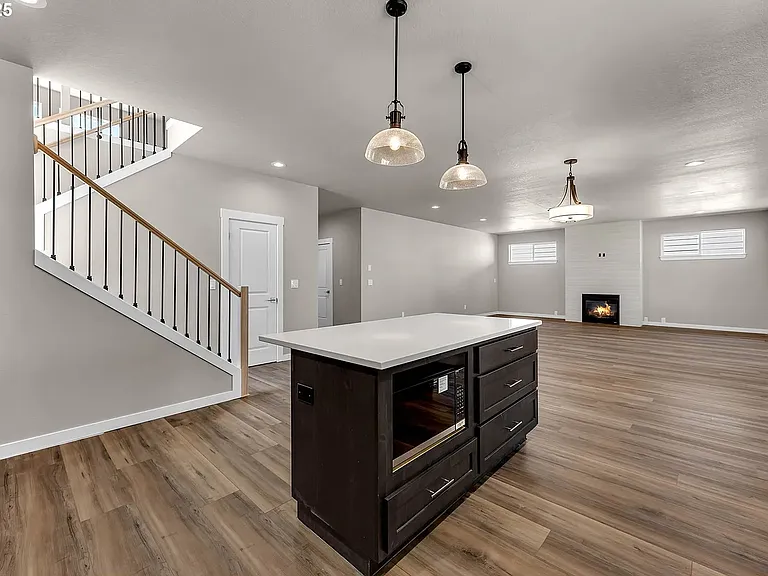 6107 NE 45th Ct — Photo 12