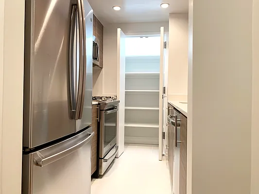 Rented by Stonehenge NYC LLC | media 2