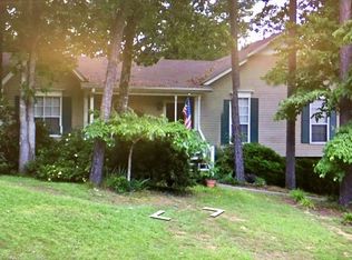 3201 Brookview Ln, Trussville, AL 35173