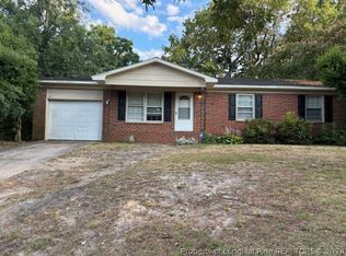 835 Muskegon Dr, Fayetteville, NC 28311