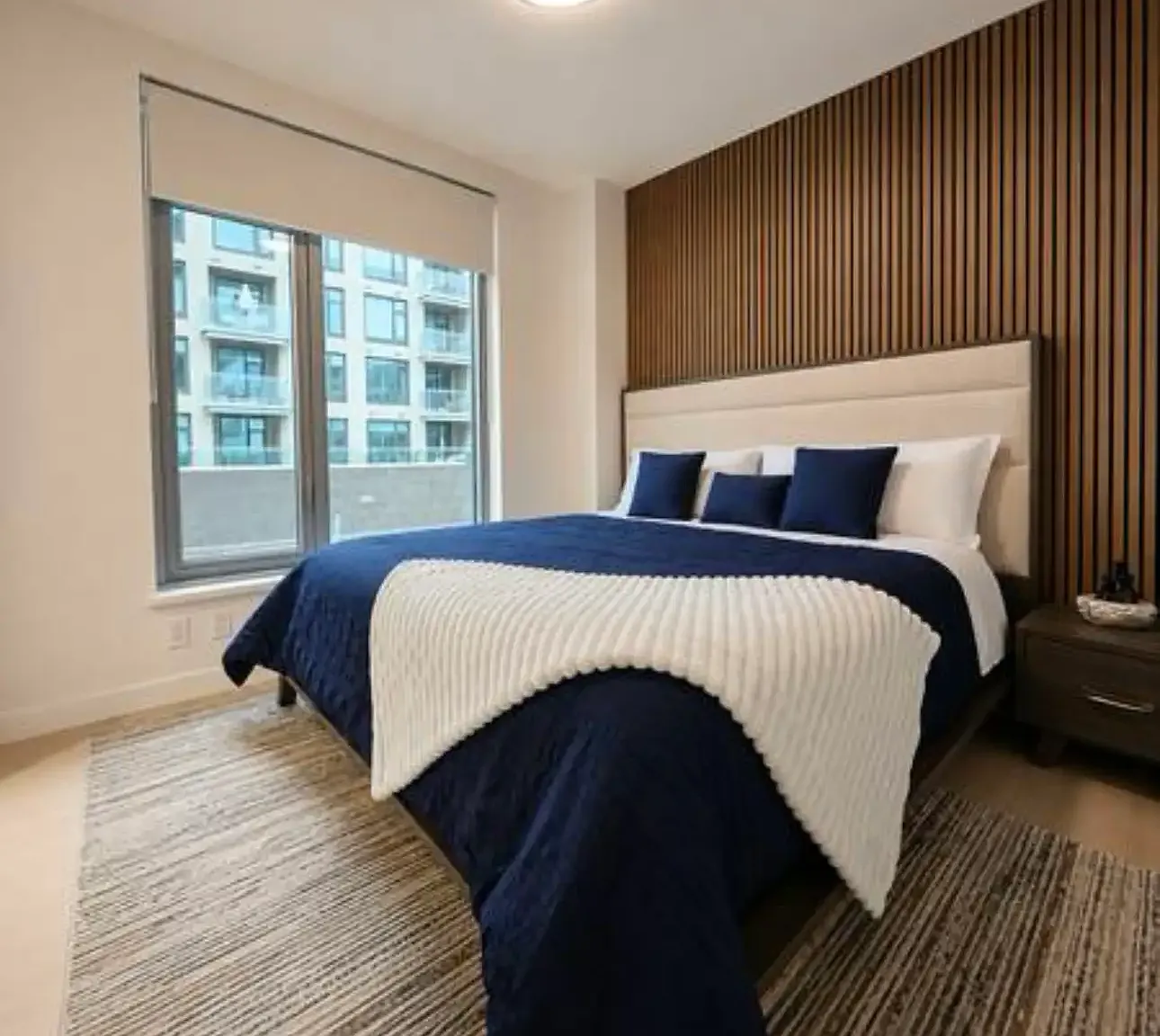 1 bed, 830 sqft, $3,600 — Photo 3