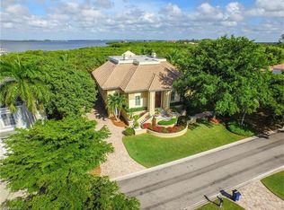 15721 Chatfield Dr, Fort Myers, FL 33908