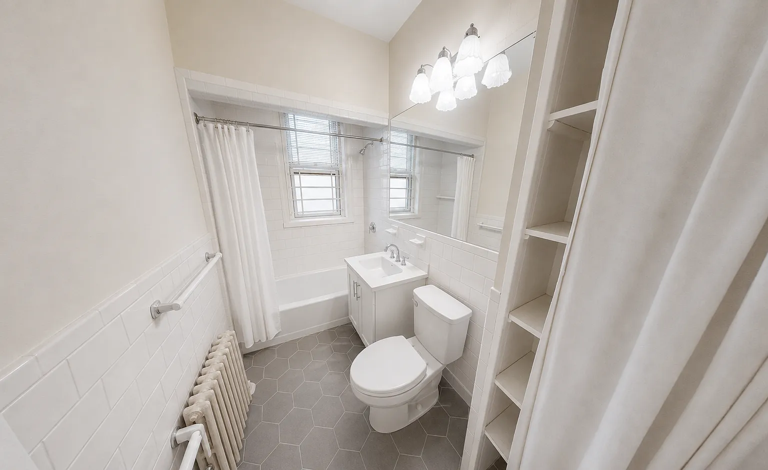 1 bed, 590 sqft, $2,700 — Photo 4