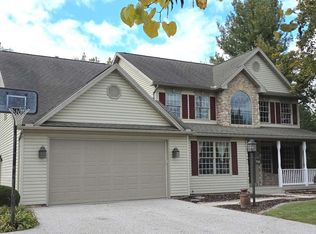 798 Menges Mills Rd, Spring Grove, PA 17362