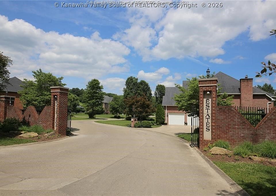 1st image of 3030 Cliffside Rd