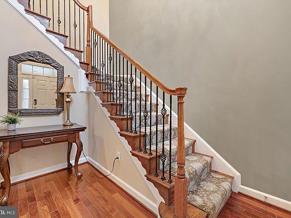 5th image of 708 Coybay Dr