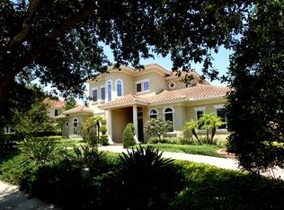 1169 Skye Ln, Palm Harbor, FL 34683