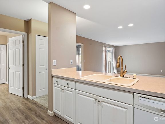 4th image of 102 State Street S #208W