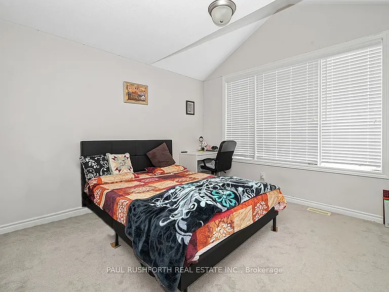 54 Moonbeam St — Photo 13