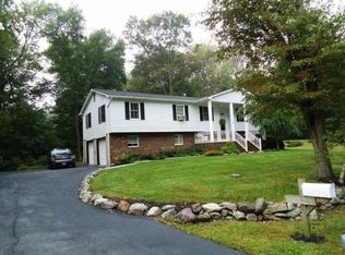 23 Wayside Rd, West Milford, NJ 07421