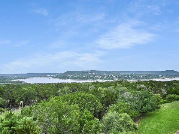 17800 Edgewood Way Unit 301, Jonestown, TX 78645