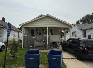 1040 3rd St, La Salle, IL 61301