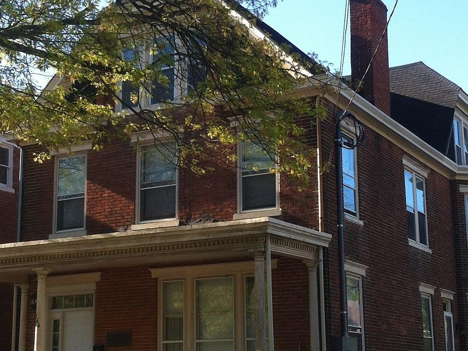 Front of home, Apt is top floor and 1/2 of 2nd floor