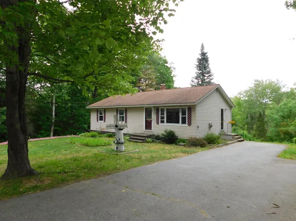 14 Higgins Street, Lisbon, ME 04252