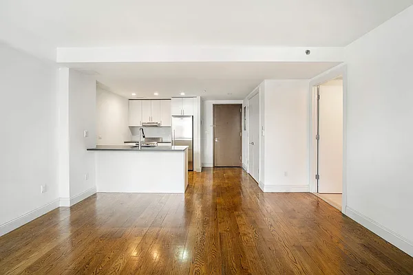 Rented by Compass | media 51