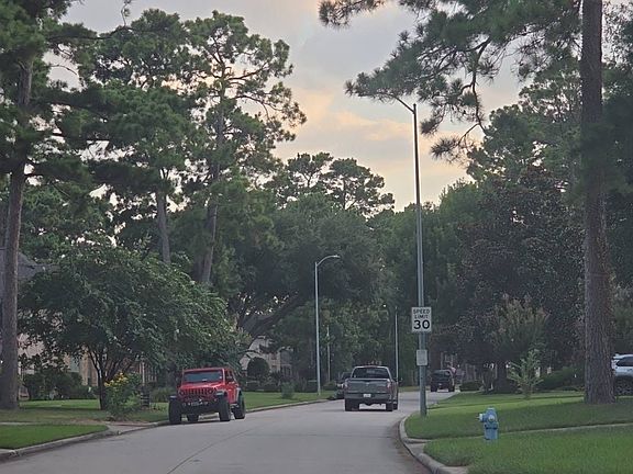 5th image of 9122 Landry Blvd