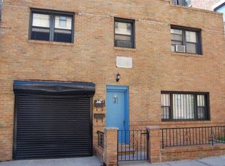 61 12th St #2, Hoboken, NJ 07030