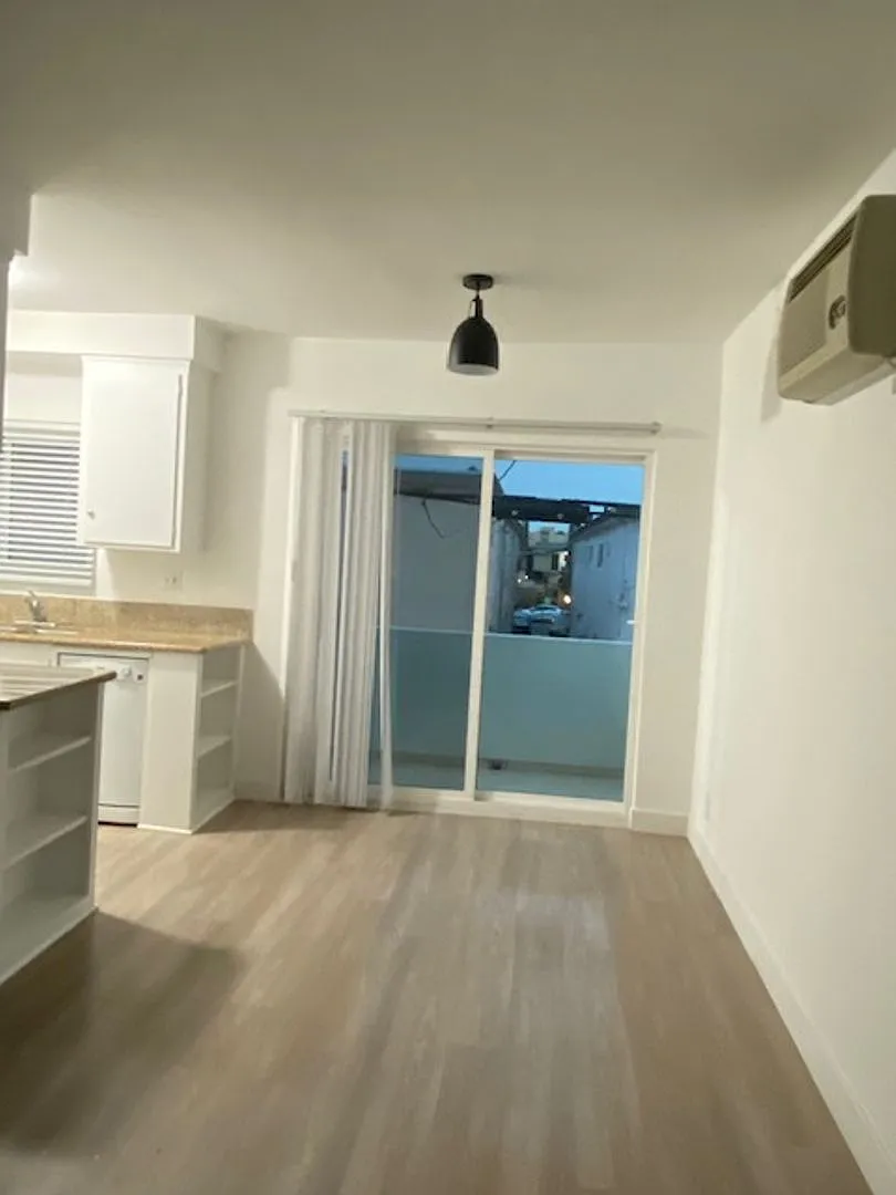 12720 Pacific Ave — Photo 1