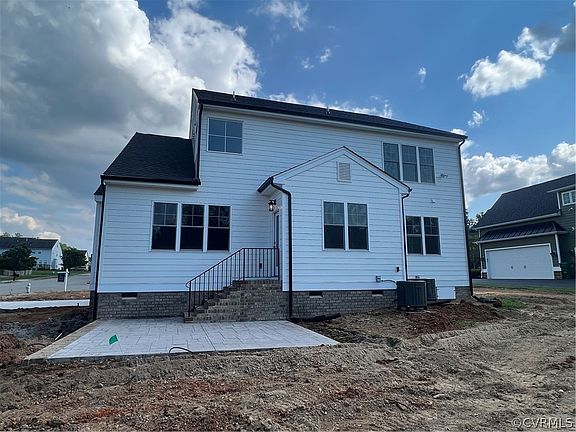 3rd image of 5900 Bottomley Place Gln