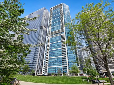 340 E Randolph St APT 302, Chicago, IL, 60601