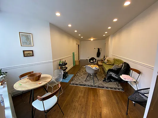 Rented by Mdays Realty | media 20