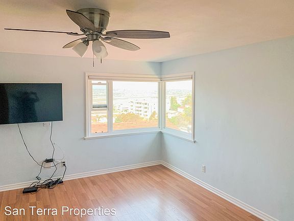 5th image of 3126 Horton Ave