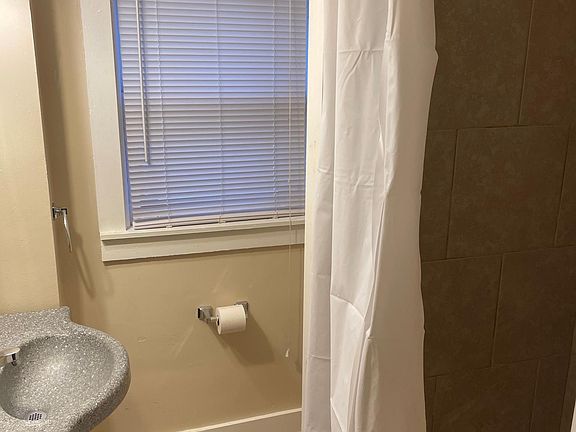 3rd image of 263 Hollister Ave SE #2