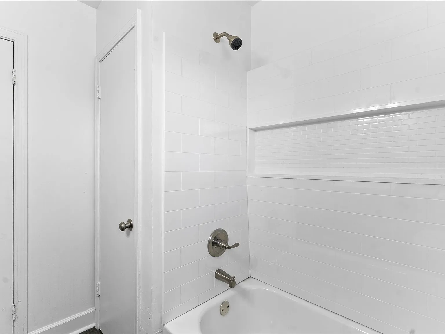 3 bed, 1850 sqft, $2,650 — Photo 1