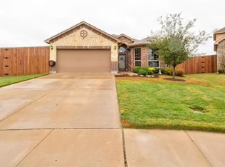 1201 Glen Ct, Weatherford, TX 76087