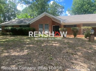 5690 Shady Glen Rd, Memphis, TN 38120