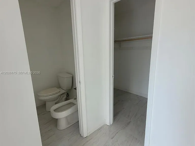 2438 SW 109th Ct — Photo 15