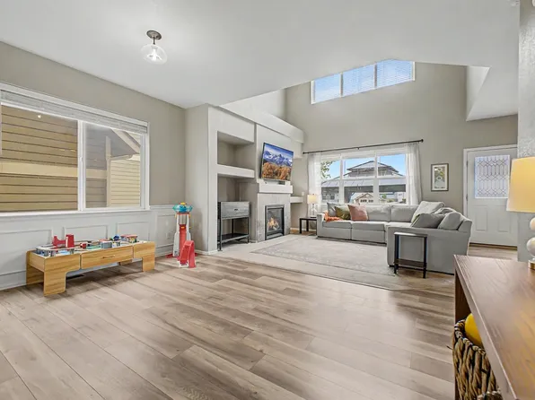 3451 Yule Trail Dr, Fort Collins, CO 80524