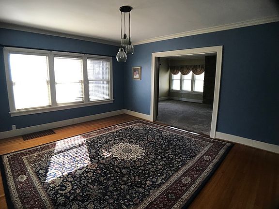 4th image of 406 Winwood Dr
