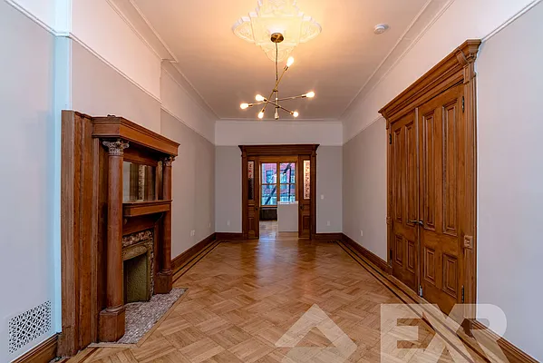 Rented by EXR | media 14