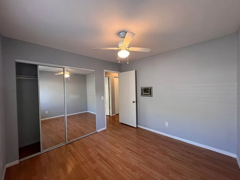 1654 Oliver Ave #5 — Photo 23