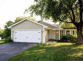 200 Marquette Dr SW, Poplar Grove, IL 61065