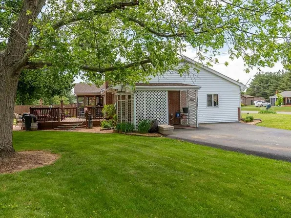 6 Brent Dr, Lyndhurst, VA 22952